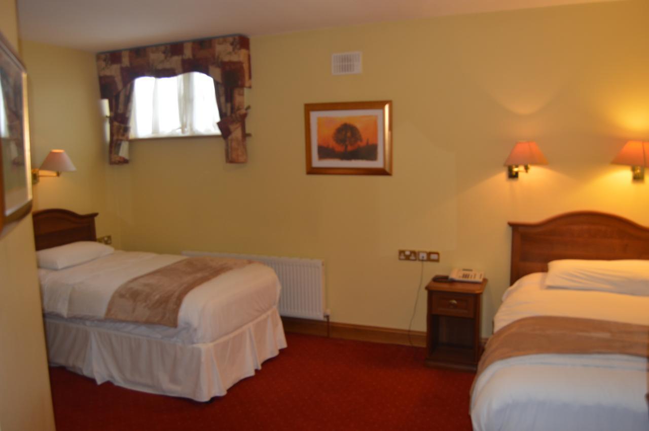 The Anglers Rest Hotel Headford Kültér fotó