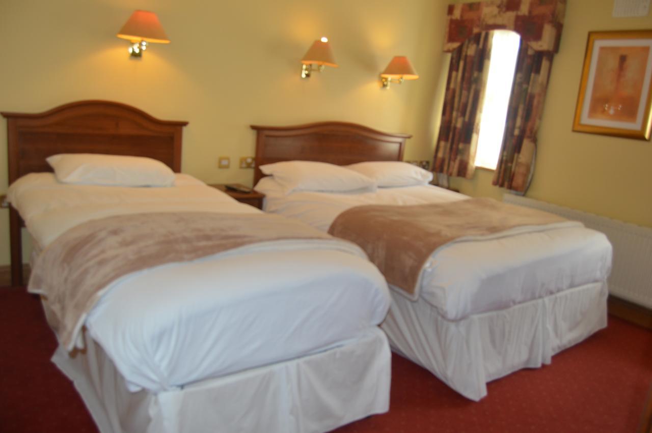 The Anglers Rest Hotel Headford Kültér fotó